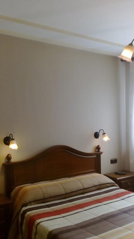 Hostal Granada Salamanca Quarto foto