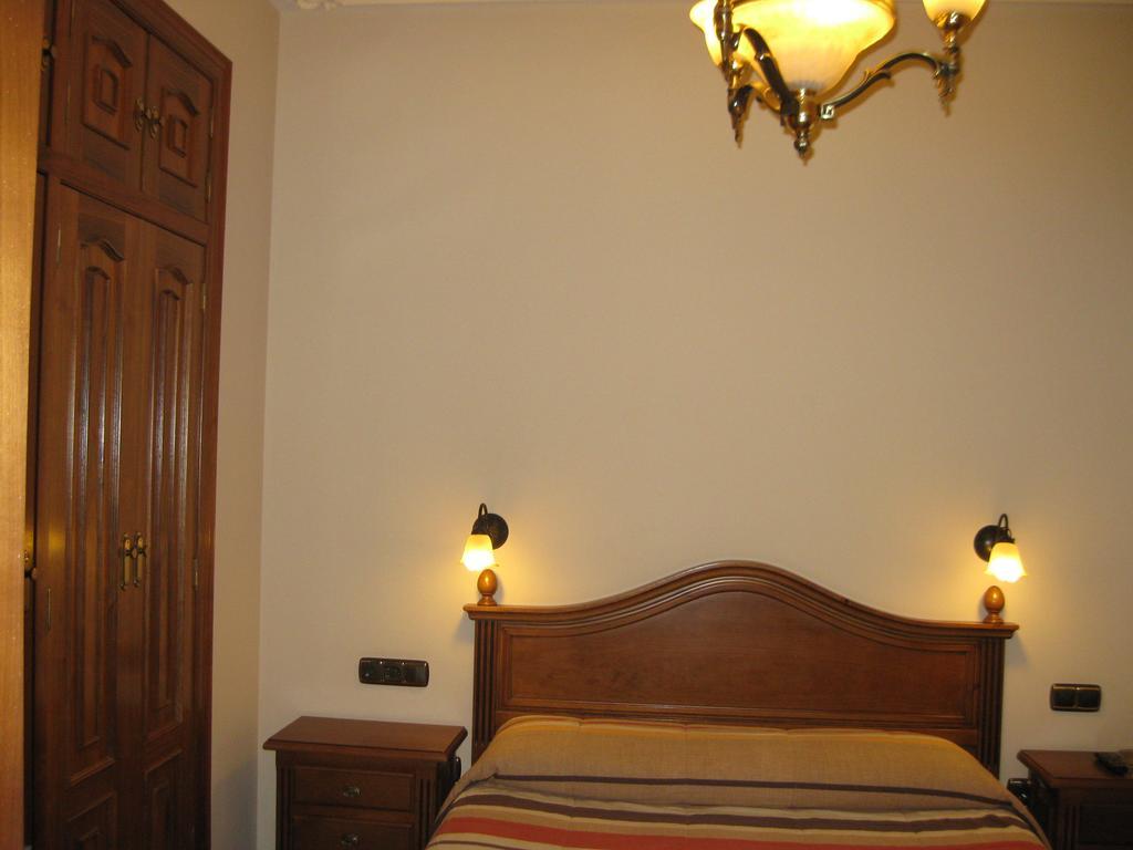 Hostal Granada Salamanca Quarto foto