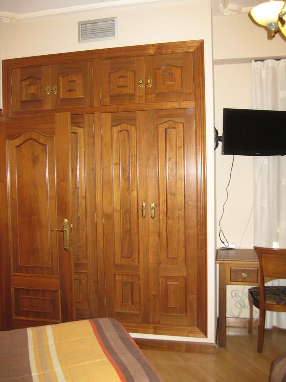 Hostal Granada Salamanca Quarto foto